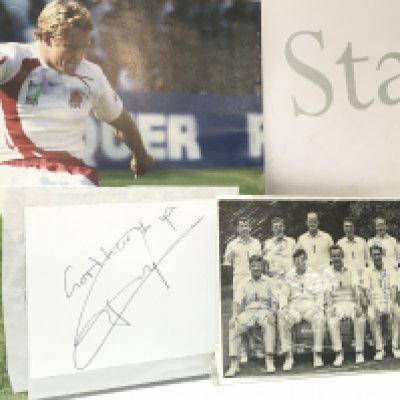 An England 1958 football team signed photograph including players Cowdrey, Trueman etc and a Johnny Wilkinson rugby autograph. Postage catA