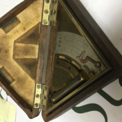 A Gunners sighting quadrant fitted in original case .