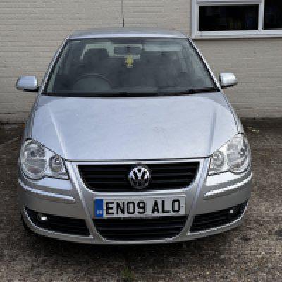 Volkswagen Polo Match 80, 1390CC Petrol, Manual. Silver, New Battery fitted, Out of MOT. on last MOT 50644 miles. EN09 ALO. (This vehicle carries the standard Buyers commission rate of 25% inclusive of VAT)