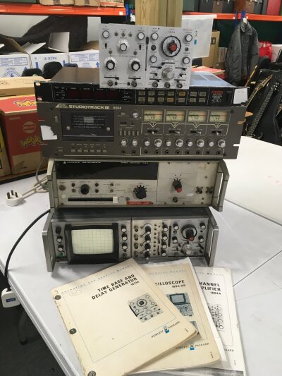 A Hewlett Packard oscilloscope, a Studiotrack III R504, Fostex Timecode Generator Reader 4010, an Advance Instruments Timer Counter and a Hewlett Packard 1821A time base and delay generator. Comes with some manuals.