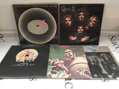Five Queen LPs comprising A Day At The Races, Queen II and others.