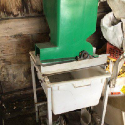 An Electric Apple Harvesting masher ideal for large scale home brew or micro brewery Cider making with plastic tank and metal stand. Viewing by appointment sold in situ buyer to collect Billericay CM11.