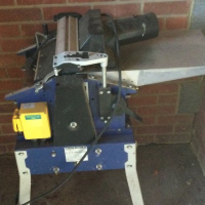 An Elektra Beckum HC 260 M planer / thicknesser. Items sold in situ. Viewing on location in Woodham Mortimer by appointment contact office to arrange.