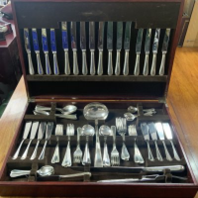 A 1980s Sheffield A1 plate cutlery set.