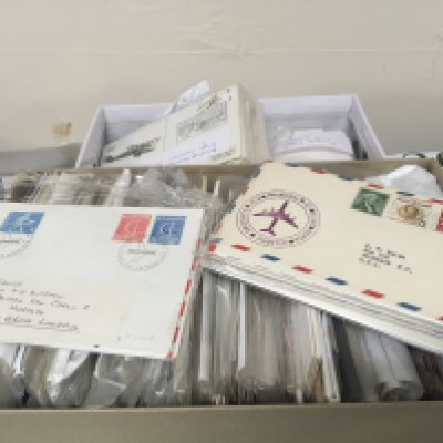 Two boxes containing Aviation postal covers and first issue covers (2)